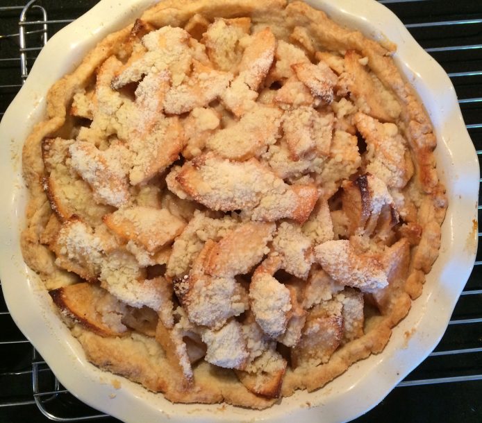 Apple Pie with Crumble Top